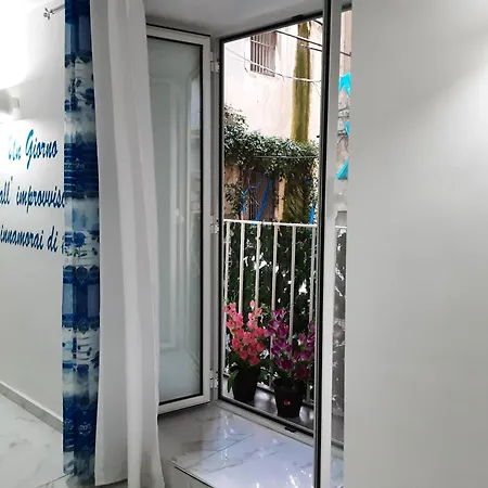 Dimora Maradona Ai Spagn0li Apartment *