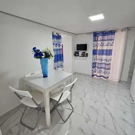 Dimora Maradona Ai Spagn0li Neapel