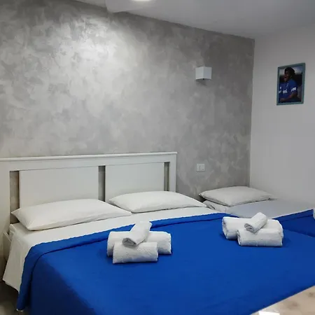 Dimora Maradona Ai Spagn0li