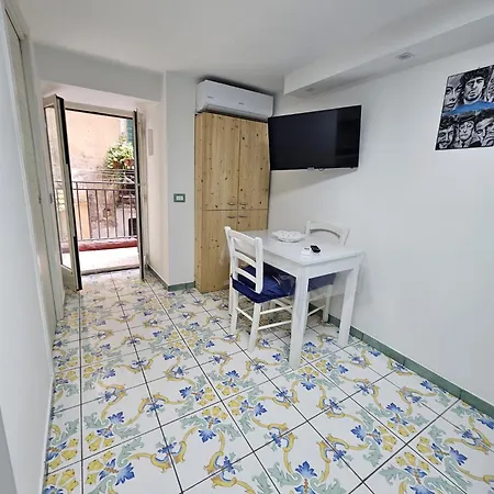 Apartment Dimora Maradona Ai Spagn0li Naples